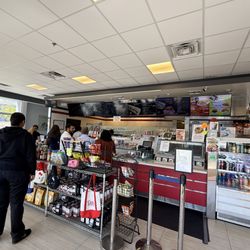 Lee's Sandwiches