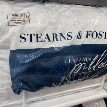 Home Goods - Shopping for pillows. - Department Stores Near Me - Fort Lauderdale, Florida Home Goods - Shopping for pillows. - Department Stores Near Me - Fort Lauderdale, Florida