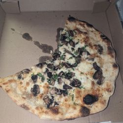 Pream Pizzas & Sandwiches - The Fungi