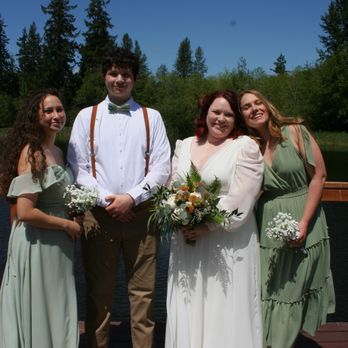 The Bothell Florist - Florists Near Me - Bothell, Washington