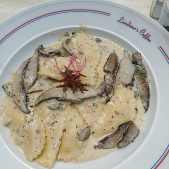 Cafe Landwer - Rutherford & Bathurst - Cafes Near Me - Maple, Ontario