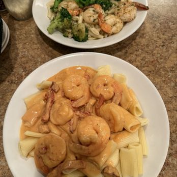 The Ravioli House - Cavatelli w/ broccoli and grilled shrimp.  Vodka sauce w/ rigatoni and grilled shrimp. - Italian Near Me - Wildwood, New Jersey
