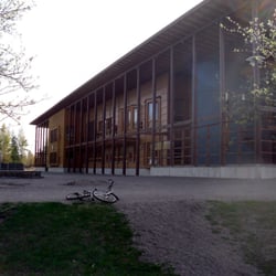 Hösmärinpuiston koulu ja päiväkoti