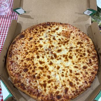 Marco's Pizza - Cheese pizza and lettuce. - Italian Near Me - Lake Wales, Florida Marco's Pizza - Cheese pizza and lettuce. - Italian Near Me - Lake Wales, Florida