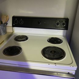 Oven was in complete disrepair yet they charged $100 for "oven cleaning" when it was spotless upon moving out.