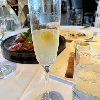 Valenza - NA cocktail, the 75ish - Italian Near Me - Atlanta, Georgia Valenza - NA cocktail, the 75ish - Italian Near Me - Atlanta, Georgia