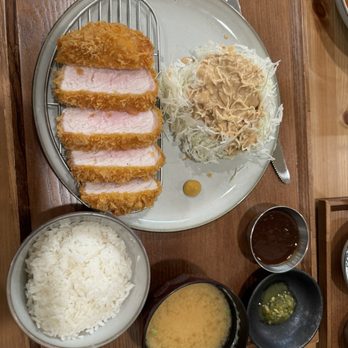 Lucky Pig - Korean Near Me - Whittier, California Lucky Pig - Korean Near Me - Whittier, California