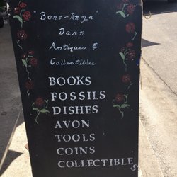 Boneanza Barn Books & Antiques