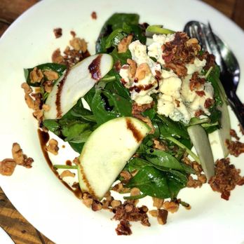 Aumm Aumm - Warm spinach salad - Wine Bars Near Me - North Bergen, New Jersey