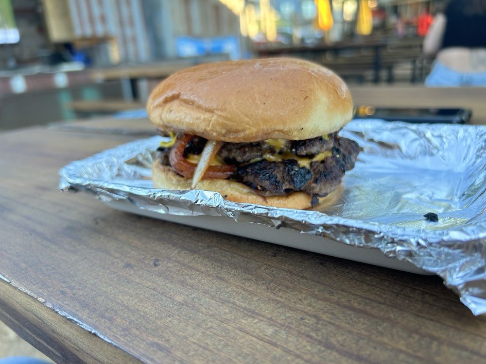 Big Dawgs Hot Dog Co