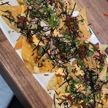 Yard House - Poke Nachos - New American Near Me - Orlando, Florida