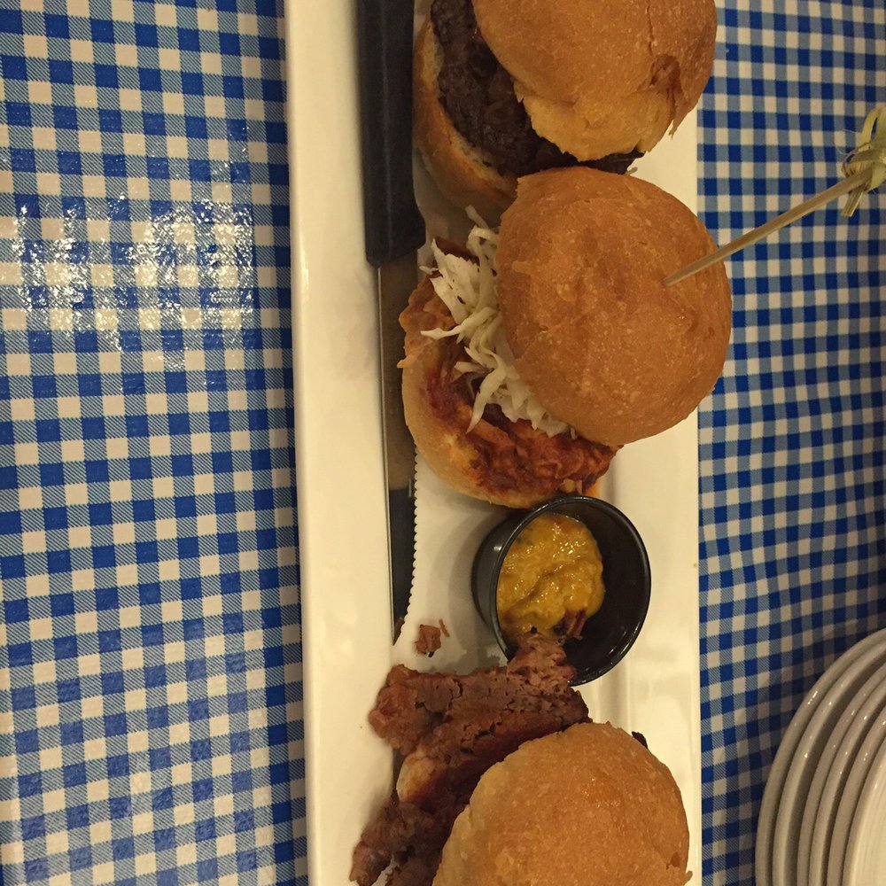Memphis Fire Barbeque Company - Slider trio - Barbeque Near Me - Stoney Creek, Ontario Memphis Fire Barbeque Company - Slider trio - Barbeque Near Me - Stoney Creek, Ontario