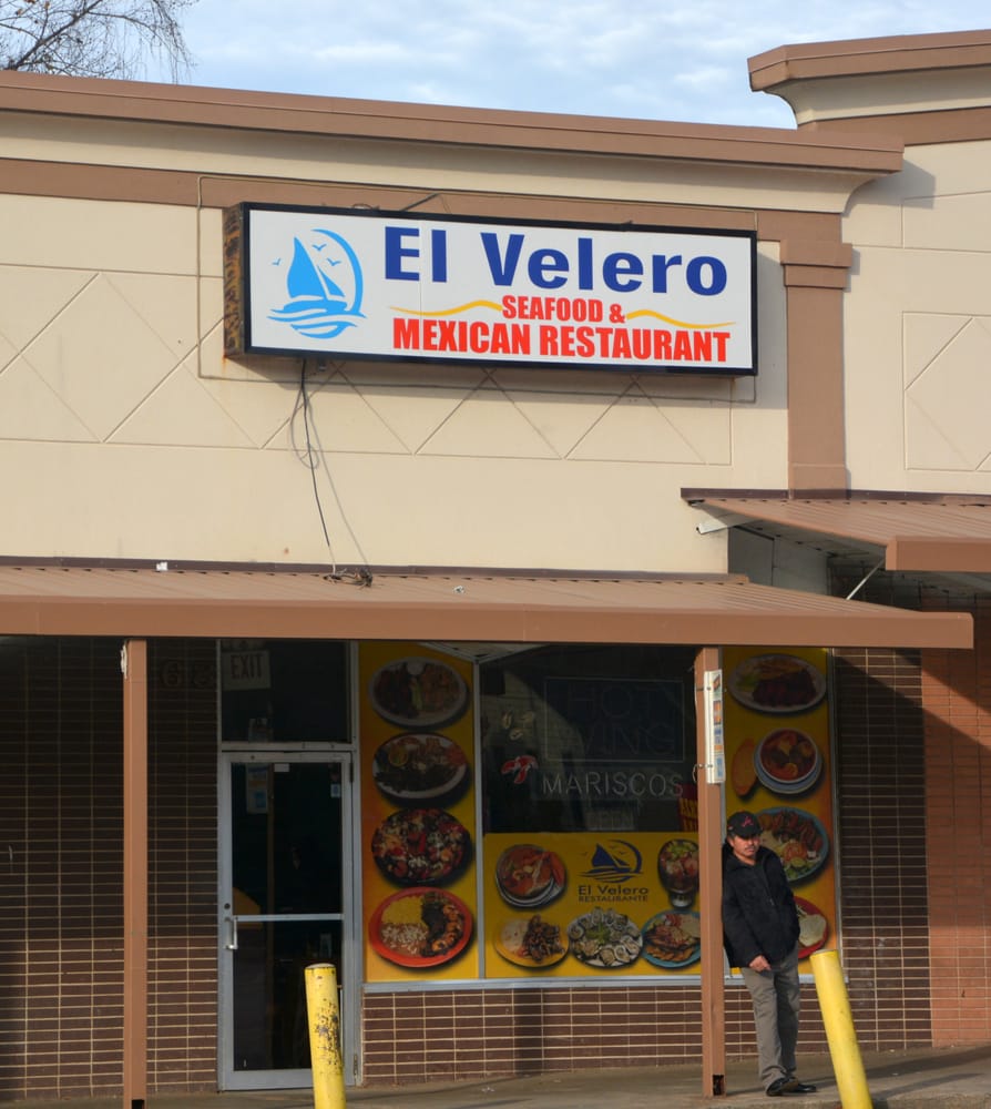 El Velero Seafood and Mexican Restaurant Logo