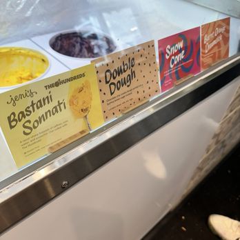 Jeni's Splendid Ice Creams - Double dough was amazing - Ice Cream & Frozen Yogurt Near Me - Chicago, Illinois