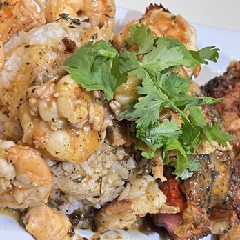 YoloCatering Experience - Garlic shrimp and salmon, brown rice, lemon pepper wings, Old Bay baked lobster - Caterers Near Me - Bowie, Maryland YoloCatering Experience - Garlic shrimp and salmon, brown rice, lemon pepper wings, Old Bay baked lobster - Caterers Near Me - Bowie, Maryland