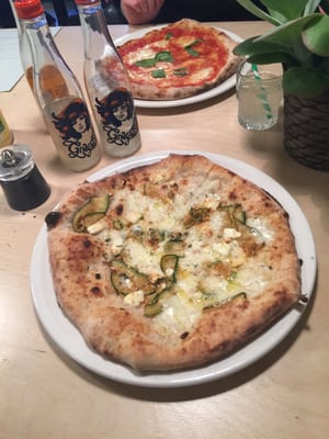 Four Hundred Rabbits: Pizza Restaurant Crystal Palace by null