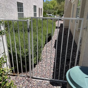 IDM Steel - Rusted and paint chipping - before - Fences & Gates Near Me IDM Steel - Rusted and paint chipping - before - Fences & Gates Near Me