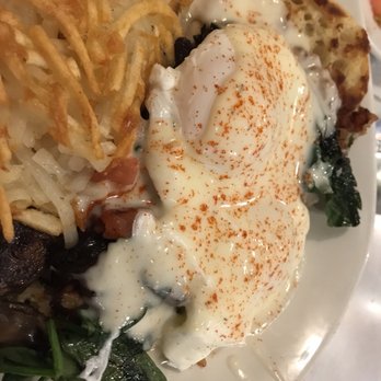 Matchbox Diner & Drinks - Eggs Benedict - BYO with bacon jam and goat cheese fondue - New American Near Me - Grand Rapids, Michigan