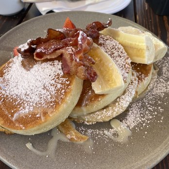 Salvia Blanca - Banana Pancakes - Restaurants Near Me - Villa de Juárez, BCN