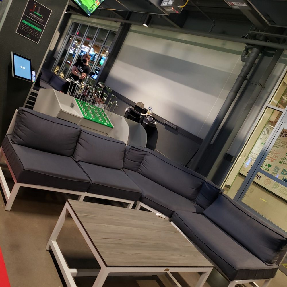 Drive Shack - Comfy couch - Golf Near Me - Richmond, Virginia Drive Shack - Comfy couch - Golf Near Me - Richmond, Virginia
