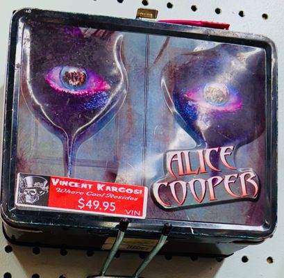 Main Street Peddlers Antique Mall by null