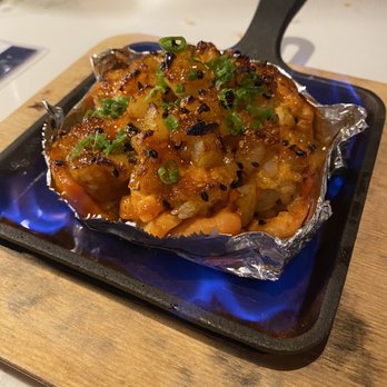 Sushi On Post Oak - Volcano Roll - Sushi Bars Near Me - Houston, Texas