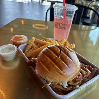 HOUSTON TX HOT CHICKEN - Updated April 2025 - 210 Photos & 135 Reviews