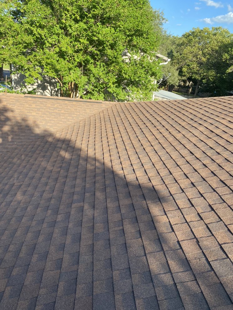 Slide of Regio's Roofing