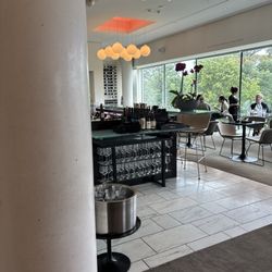 Amuse Restaurant