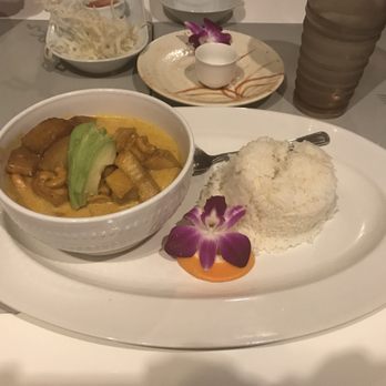 Basil Leaf - Massaman Curry - Sushi Bars Near Me - St. Pete Beach, Florida