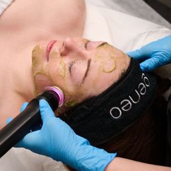 2 Polished Beauty - Oxygeneo Facial with Ultrasound and RF