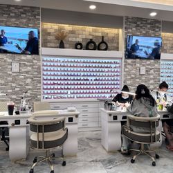 D’Moda Nail Spa