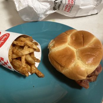 Checkers - Baconzilla cheeseburger, seasoned fries - Fast Food Near Me - Palatka, Florida