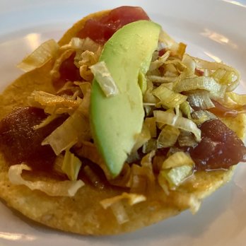 Entremar - Tuna tostada - Mexican Near Me - México, D.F., DIF
