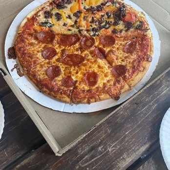 Miguel's Pizza - Pizza - Pizza Near Me - Slade, Kentucky Miguel's Pizza - Pizza - Pizza Near Me - Slade, Kentucky
