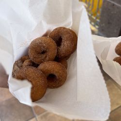 Pang Pang - Little Donuts