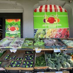 Abraham Farmers Market - Selected produce outside