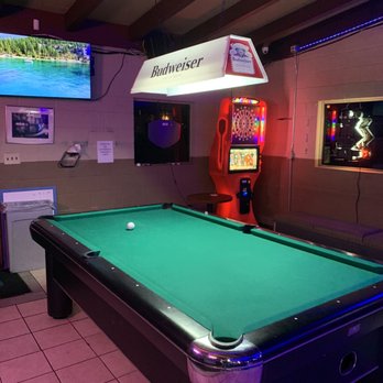 Hyde Park Lounge - Pool table - Dive Bars Near Me - San Jose, California Hyde Park Lounge - Pool table - Dive Bars Near Me - San Jose, California