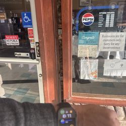 Shoreline Coffee Shop - Closed at 8am on a thursday. is this shop still in business?