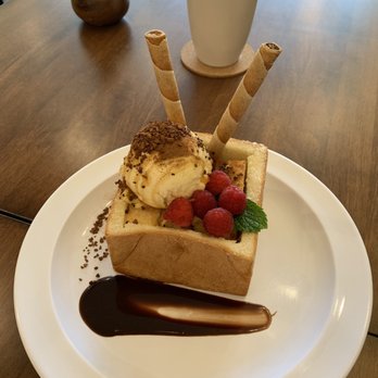 Toaste - Espresso caramel honey toast-our new favorite! - Desserts Near Me - East Lansing, Michigan Toaste - Espresso caramel honey toast-our new favorite! - Desserts Near Me - East Lansing, Michigan