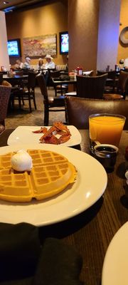 Claim Jumper Restaurants by null