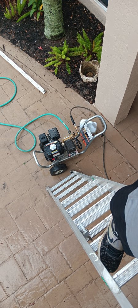 Slide of Qrazy Qreationz