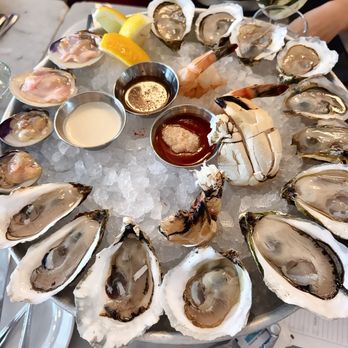 Neptune Oyster - Seafood Near Me - Boston, Massachusetts