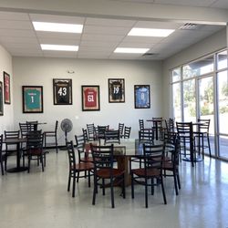 Big Sai's Hawaiian BBQ - Inside seating area