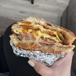 This is a breakfast sandwich, with ham Turkey and chipotle it's a 10/10. This is a breakfast sandwich, with ham Turkey and chipotle it's a 10/10.