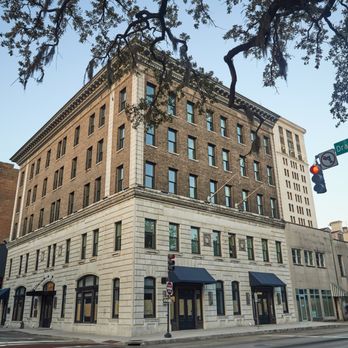 The Drayton Hotel Savannah, Curio Collection by Hilton - Hotels Near Me - Savannah, Georgia The Drayton Hotel Savannah, Curio Collection by Hilton - Hotels Near Me - Savannah, Georgia