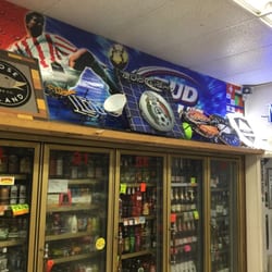 Lenas Liquor