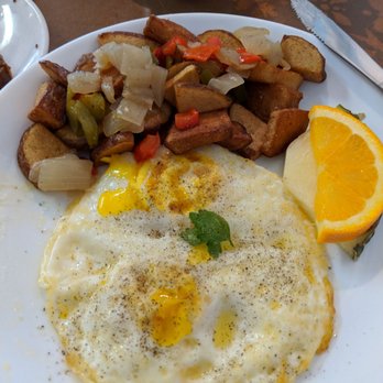 Brunch Everyday - 2 eggs and potatoes - Coffee & Tea Near Me - Conshohocken, Pennsylvania