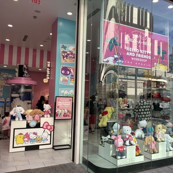 Build-A-Bear x Hello Kitty And Friends Workshop - Storefront (Jan 2026) - Toy Stores Near Me - Los Angeles, California Build-A-Bear x Hello Kitty And Friends Workshop - Storefront (Jan 2026) - Toy Stores Near Me - Los Angeles, California