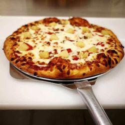 Manhattan Deli & Grill